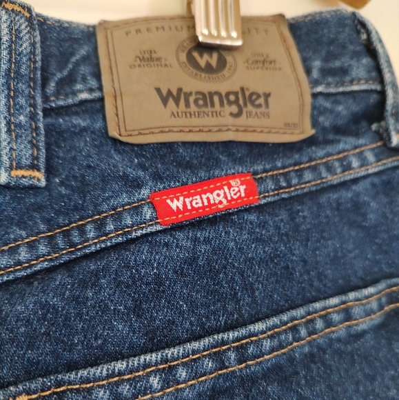 Wranglers Regular Fit Men's Blue Jeans - Picture 6 of 7